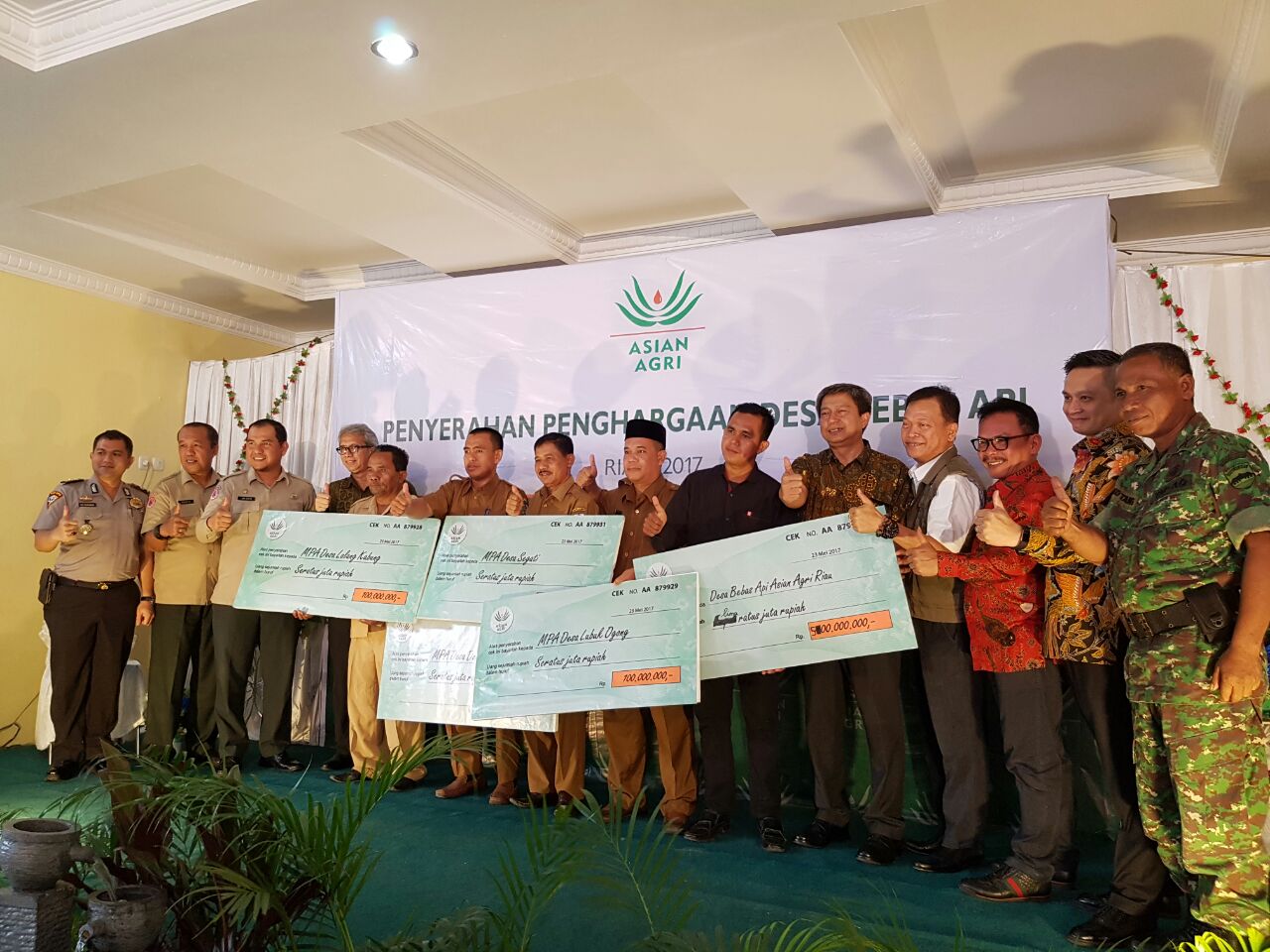 [Kabar24.bisnis.com] Asian Agri Kucurkan Insentif Rp 500 juta untuk Lima Desa