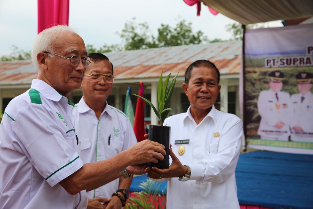 [Sawit Indonesia & Agrofarm.co.id] Asian Agri Merilis Sekolah Sawit Lestari di SMKN 1 Pangkalan Kerinci