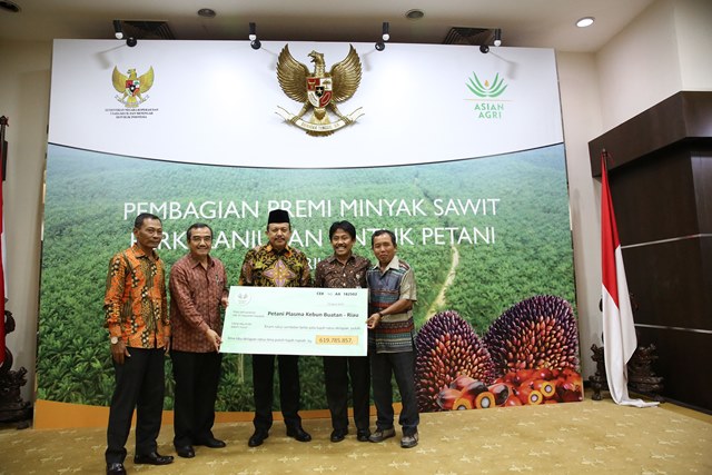 Petani Plasma Menikmati Kemitraan Berkelanjutan Bersama Asian Agri