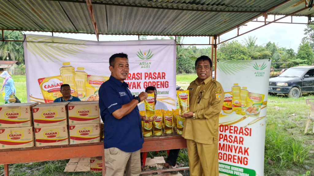 Bantu Masyarakat Penuhi Kebutuhan Bahan Pokok Selama Ramadan, Asian Agri Gelar Bazar Minyak Goreng Premium dengan Harga Terjangkau