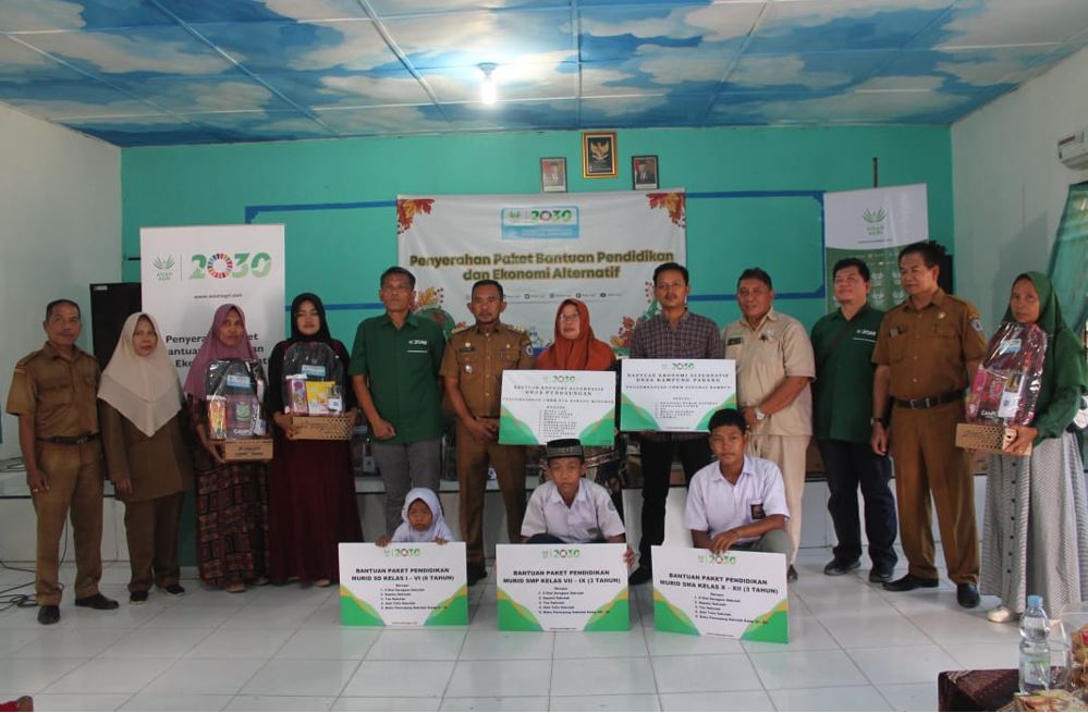 Asian Agri Provides Education and Alternative Economic Packages to Promote Inclusive Growth in Two Villages in North Sumatra